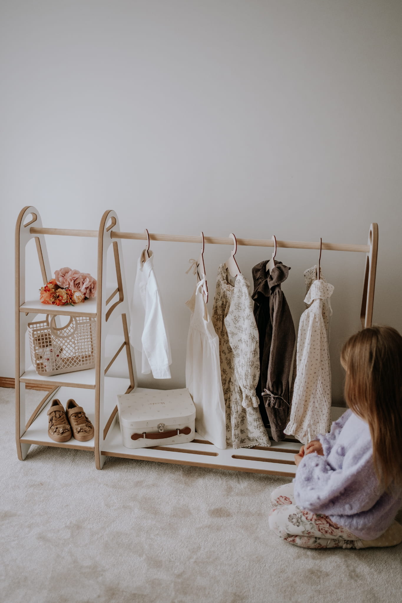 MAXI Garderobe Kleiderschrank Montessori Kleiderbügel + 5 Holzhaken