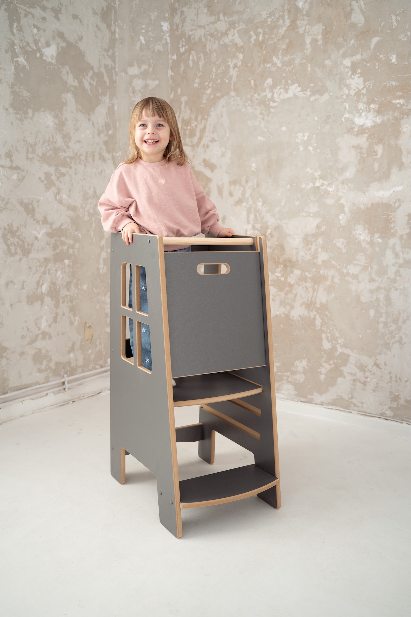 EXTRA SAFE Montessori Lernturm mit Rausfallschutz, CE-zertifiziert, ab 1 Jahr, höhenverstellbar, Grau